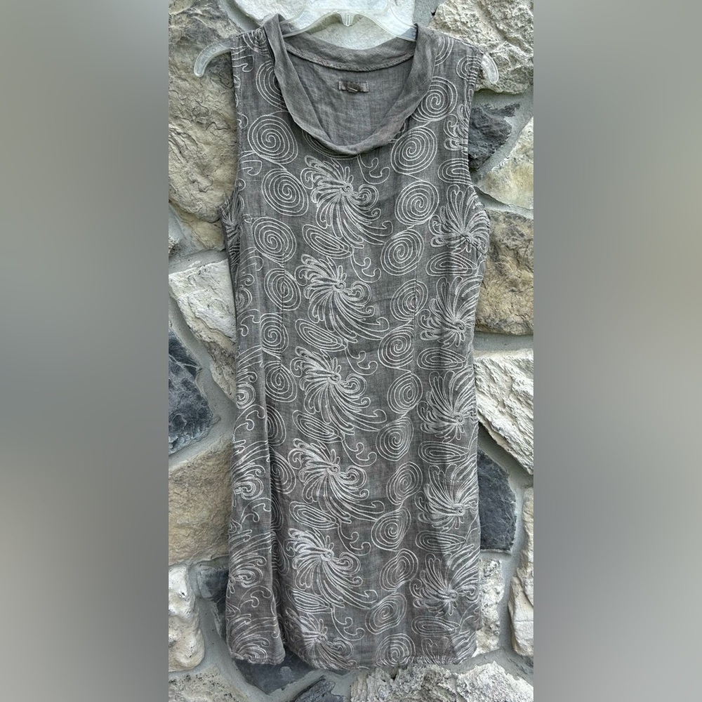 Lina Tomei Linen Dress Size M Gray Embroidered Boho Casual Lightweight Pockets - Picture 2 of 7